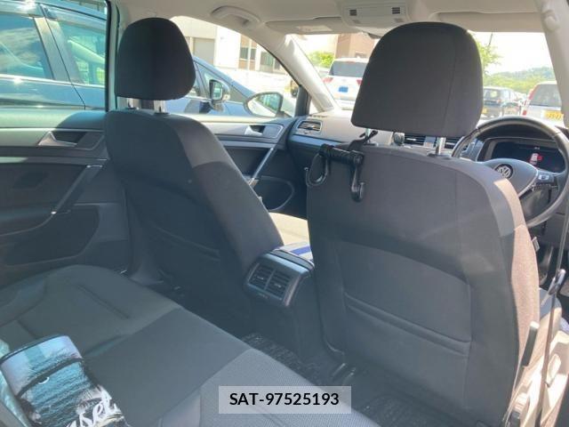 VolksWagen GOLF 2018-10 7458823-15
