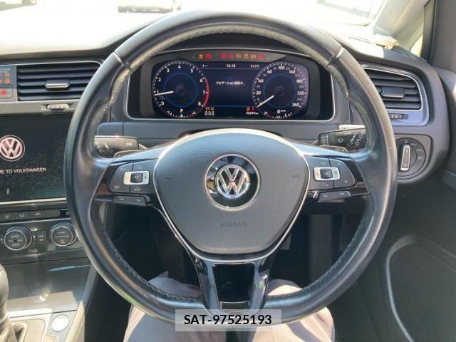 VolksWagen GOLF 2018-10 7458823-17