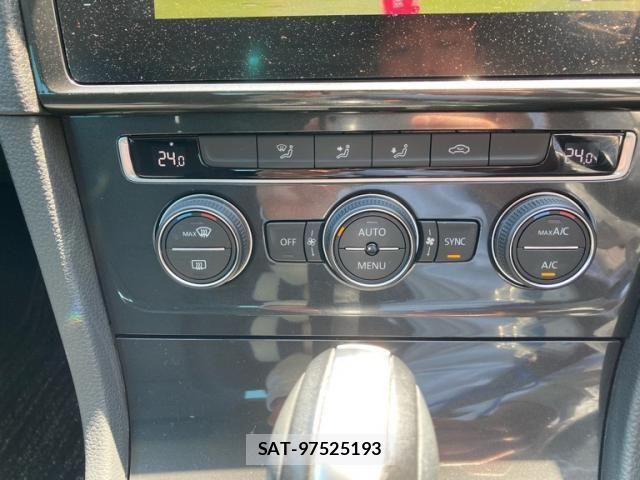 VolksWagen GOLF 2018-10 7458823-27
