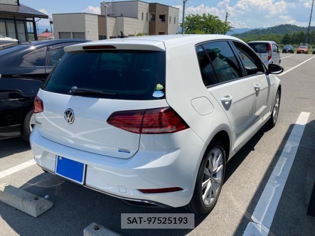 VolksWagen GOLF 2018-10 7458823-5