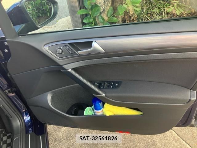 VolksWagen GOLF 2019-10 7458821-9