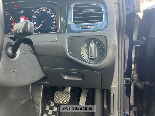 VolksWagen GOLF 2019-10 7458821-10