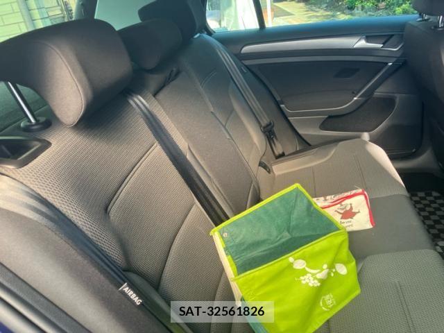 VolksWagen GOLF 2019-10 7458821-14