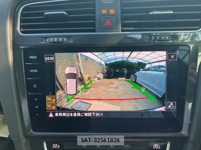 VolksWagen GOLF 2019-10 7458821-23
