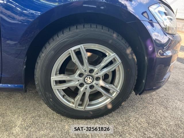 VolksWagen GOLF 2019-10 7458821-3