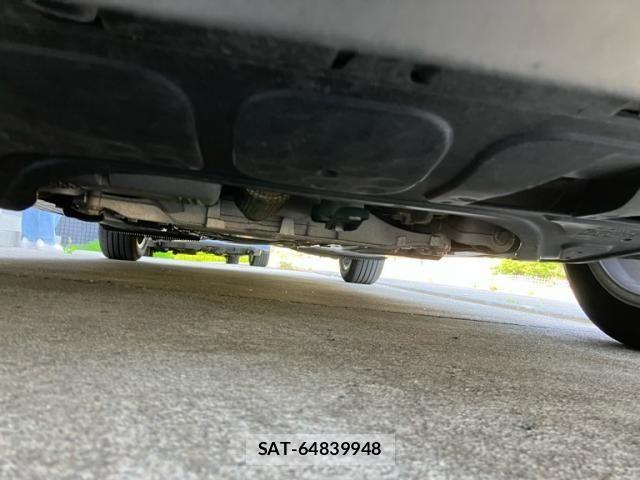 VolksWagen GOLF 2010-05 7458825-6