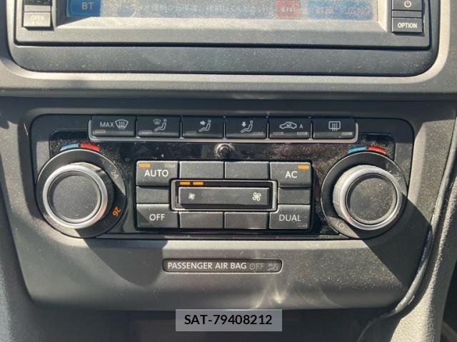 VolksWagen GOLF 2012-08 7563082-17