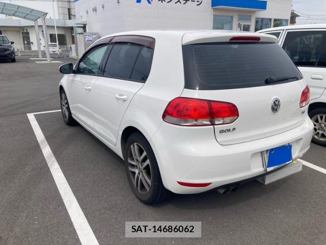 VolksWagen GOLF 2009-06 7563083-3