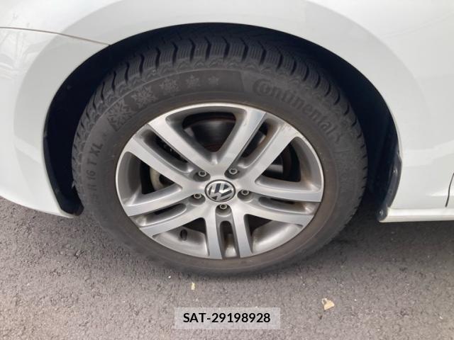 VolksWagen GOLF 2013-09 7621318-9