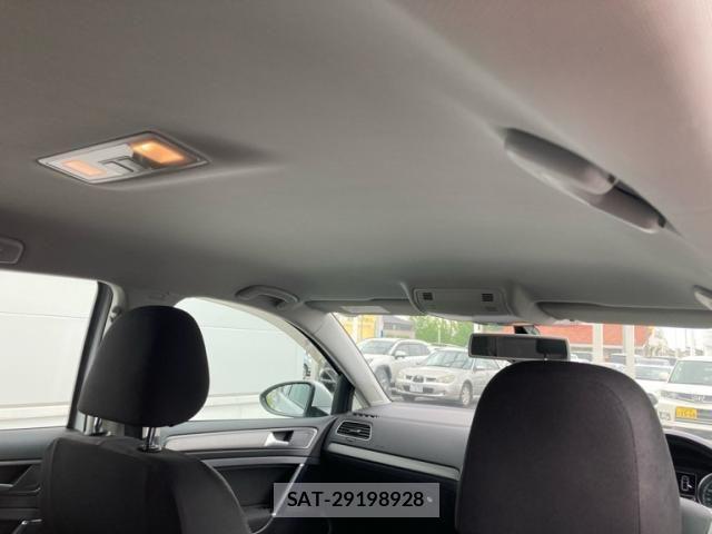 VolksWagen GOLF 2013-09 7621318-11