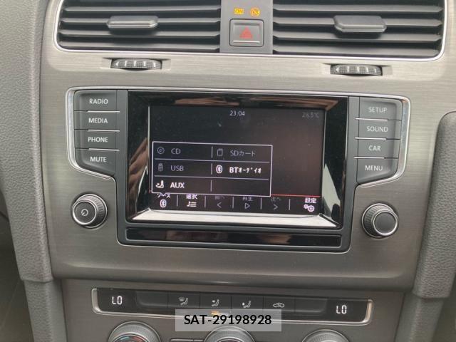 VolksWagen GOLF 2013-09 7621318-21