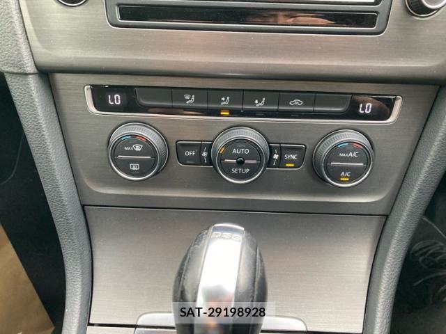 VolksWagen GOLF 2013-09 7621318-22