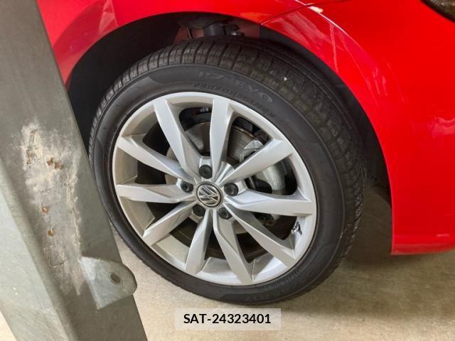 VolksWagen GOLF 2019-02 7621319-9