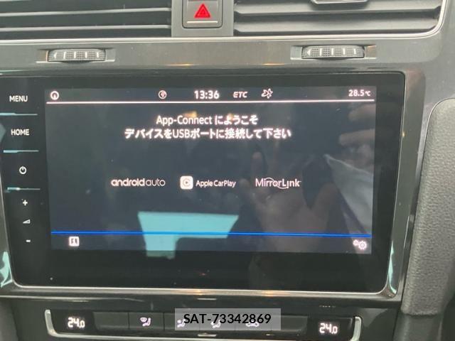 VolksWagen GOLF 2018-08 7730703-20