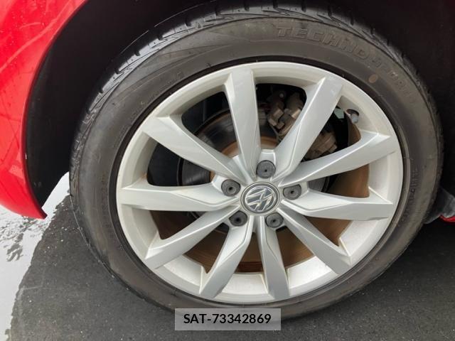 VolksWagen GOLF 2018-08 7730703-4