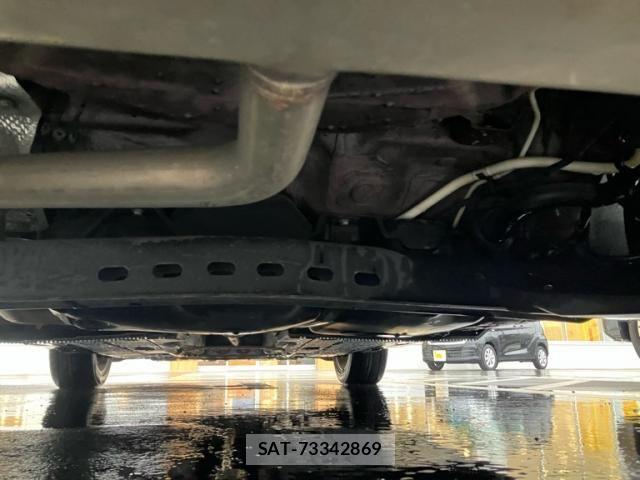 VolksWagen GOLF 2018-08 7730703-8