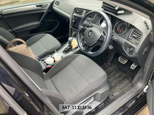 VolksWagen GOLF 2017-11 7730705-12