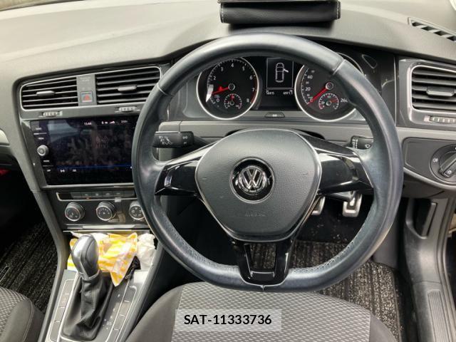 VolksWagen GOLF 2017-11 7730705-15