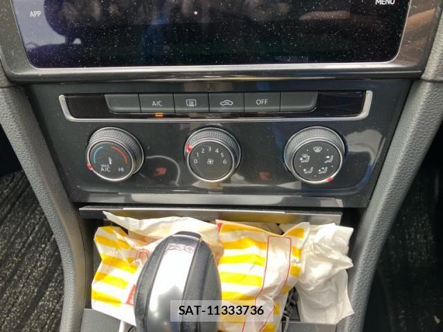 VolksWagen GOLF 2017-11 7730705-18
