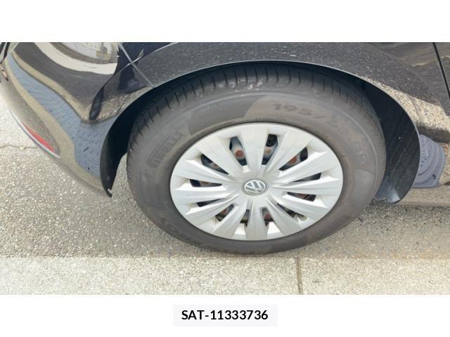 VolksWagen GOLF 2017-11 7730705-7