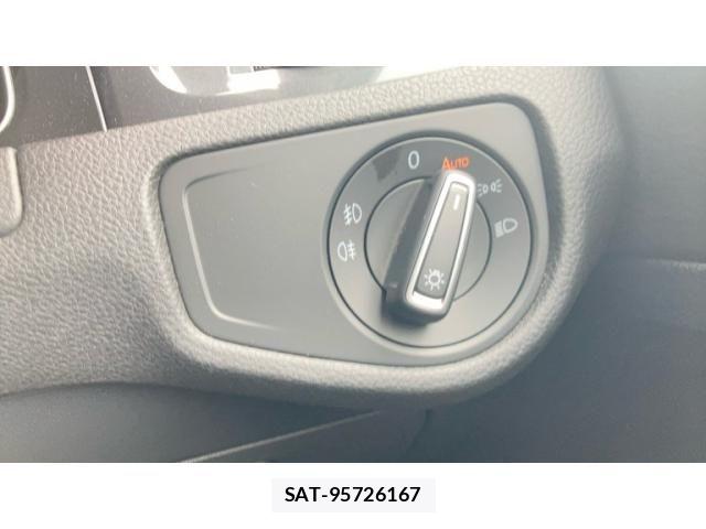 VolksWagen GOLF 2019-11 7790497-18