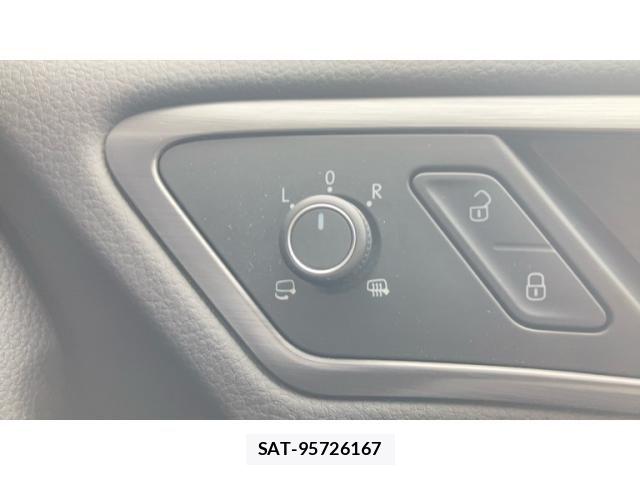VolksWagen GOLF 2019-11 7790497-19