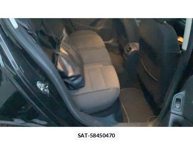 VolksWagen GOLF 2010-03 7880472-16