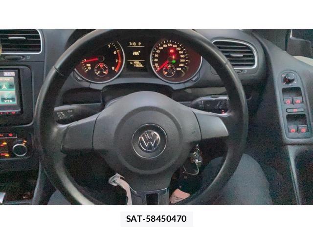 VolksWagen GOLF 2010-03 7880472-6