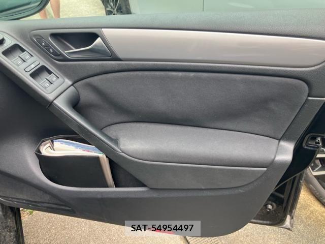 VolksWagen GOLF 2010-04 7903626-11