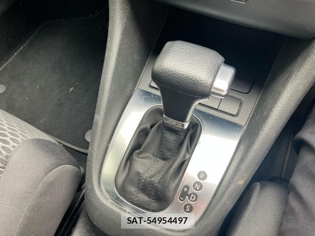 VolksWagen GOLF 2010-04 7903626-20