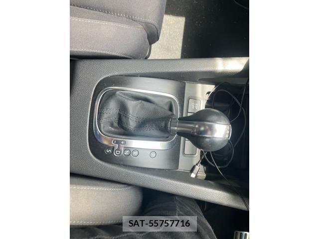 VolksWagen GOLF 2009-04 8039167-13