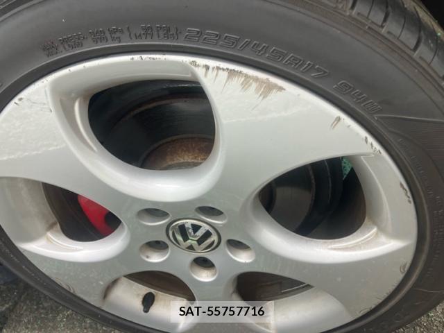 VolksWagen GOLF 2009-04 8039167-21