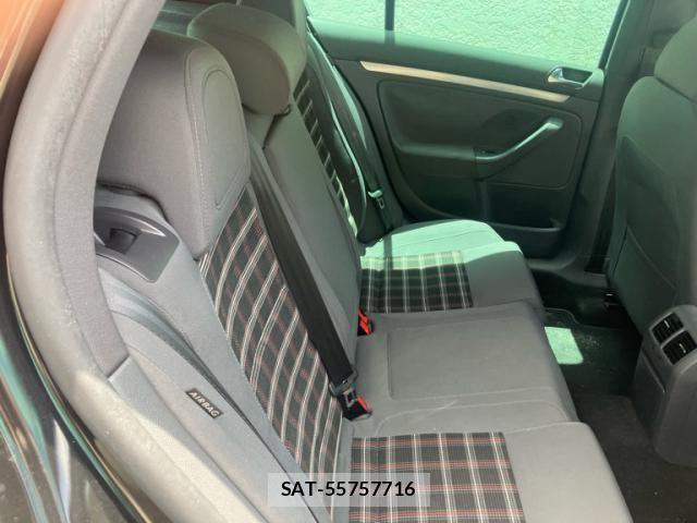 VolksWagen GOLF 2009-04 8039167-8