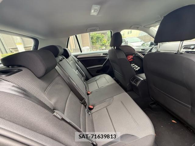 VolksWagen GOLF 2015-08 8039163-11