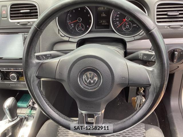 VolksWagen GOLF 2013-02 8039168-14