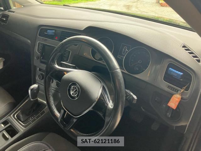 VolksWagen GOLF 2015-03 8039166-12
