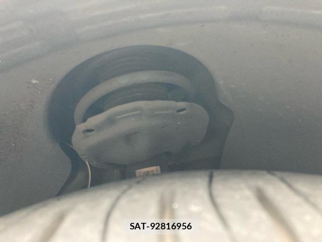 VolksWagen GOLF 2013-08 8039165-10