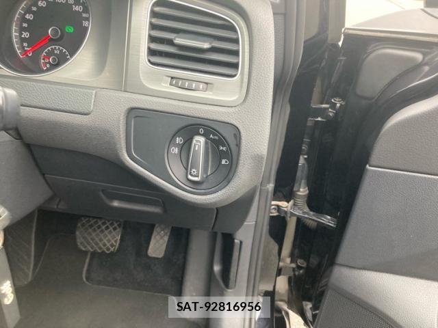 VolksWagen GOLF 2013-08 8039165-19