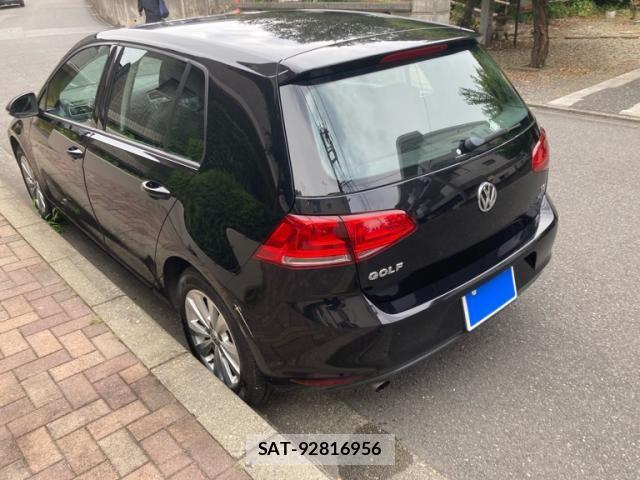 VolksWagen GOLF 2013-08 8039165-3