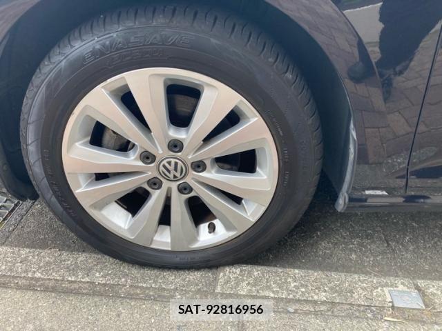 VolksWagen GOLF 2013-08 8039165-6