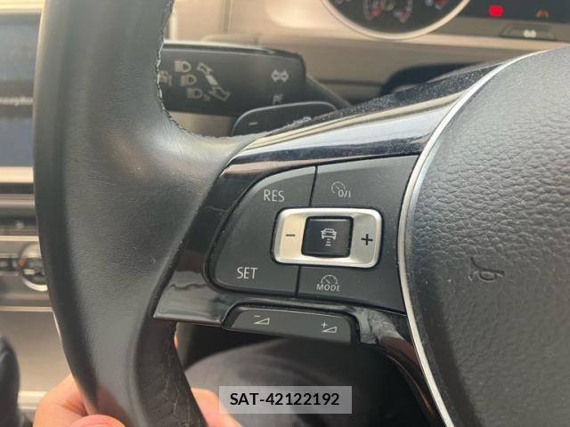 VolksWagen GOLF 2016-11 8039164-14