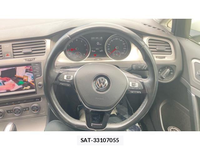 VolksWagen GOLF 2016-02 8075269-9