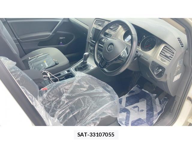 VolksWagen GOLF 2016-02 8075269-15