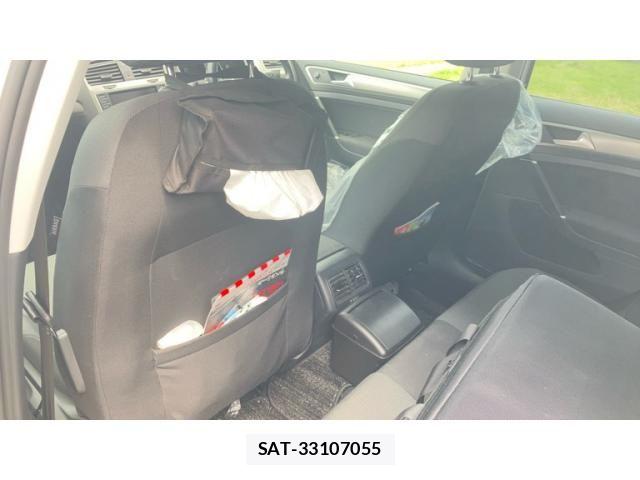 VolksWagen GOLF 2016-02 8075269-21