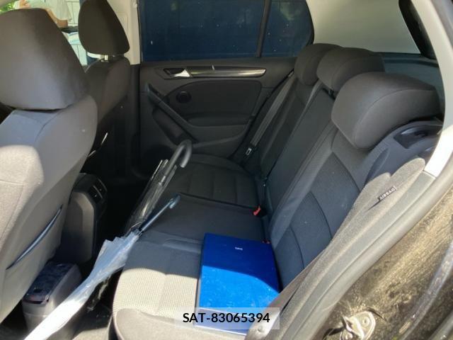 VolksWagen GOLF 2010-02 8102701-9