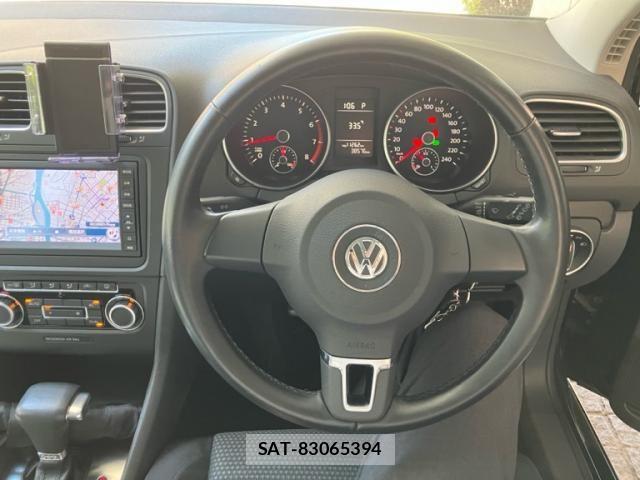 VolksWagen GOLF 2010-02 8102701-15