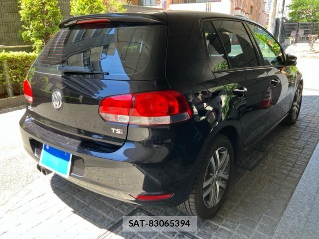 VolksWagen GOLF 2010-02 8102701-3
