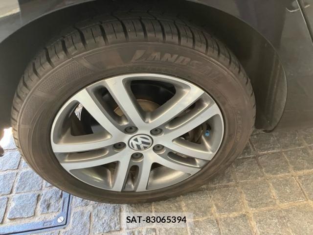 VolksWagen GOLF 2010-02 8102701-5