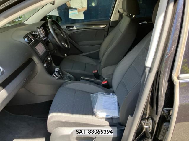 VolksWagen GOLF 2010-02 8102701-8