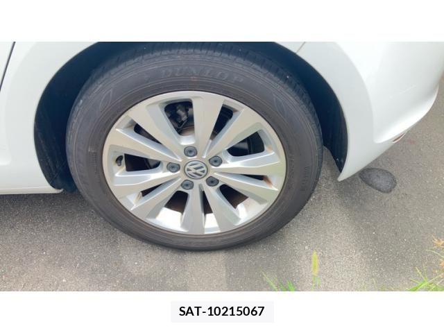 VolksWagen GOLF 2014-05 8102699-4